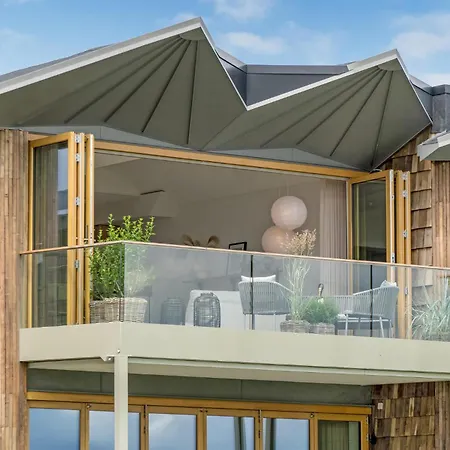 Amazing In With House Sea View Апартаменты