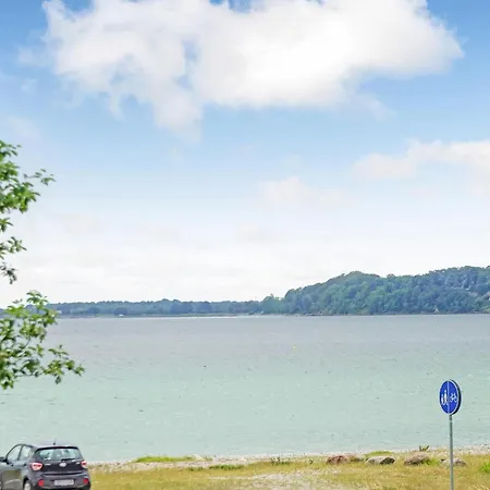 Amazing In With House Sea View * Кертеминне