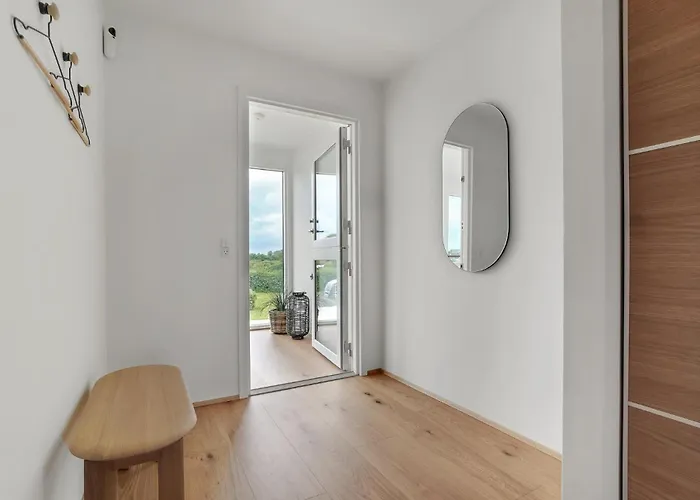 2 Bedroom Cozy In *